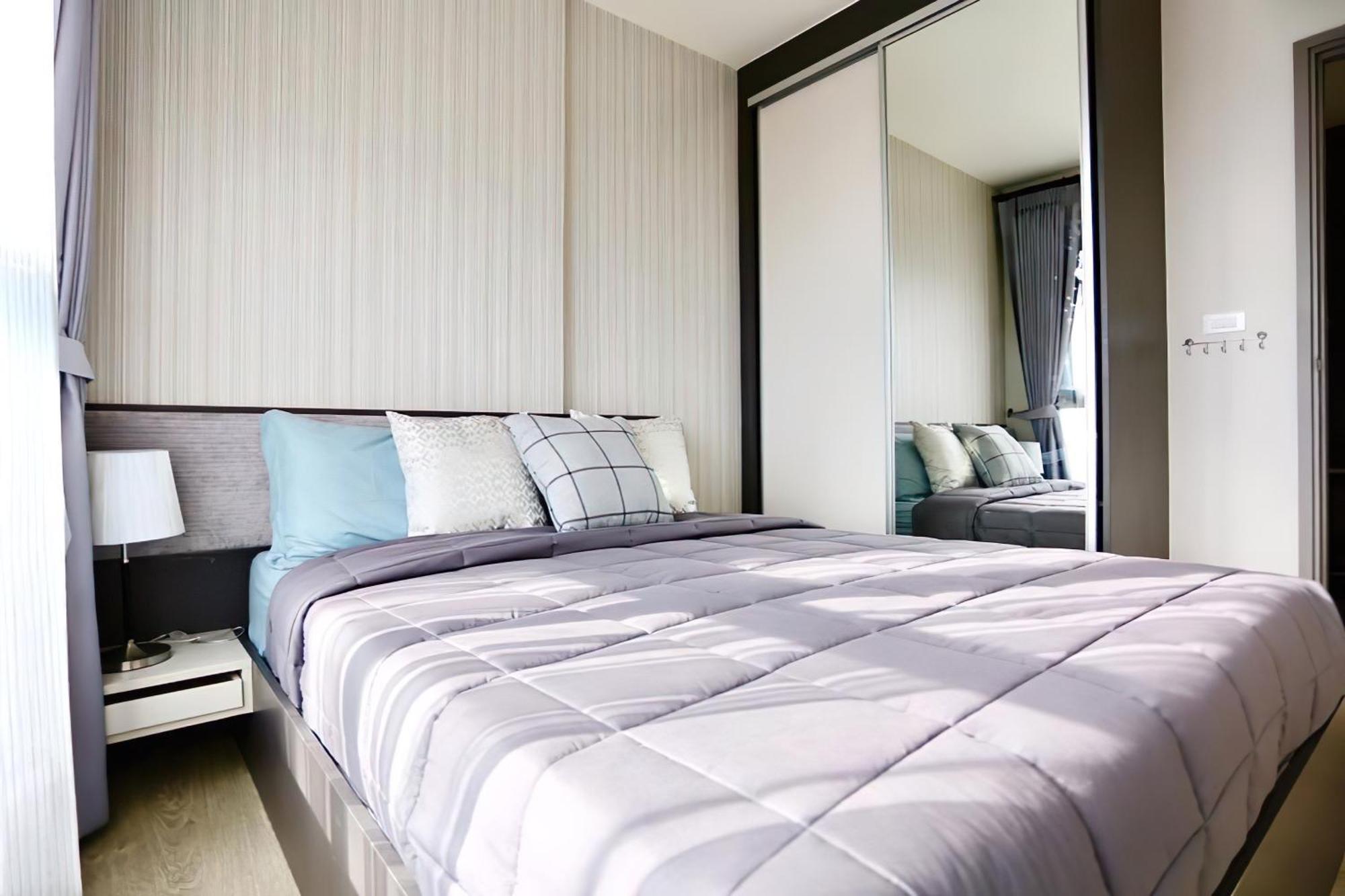 Central Pattaya - Sea View Large Balcony Condo With Infinity Pool Екстериор снимка