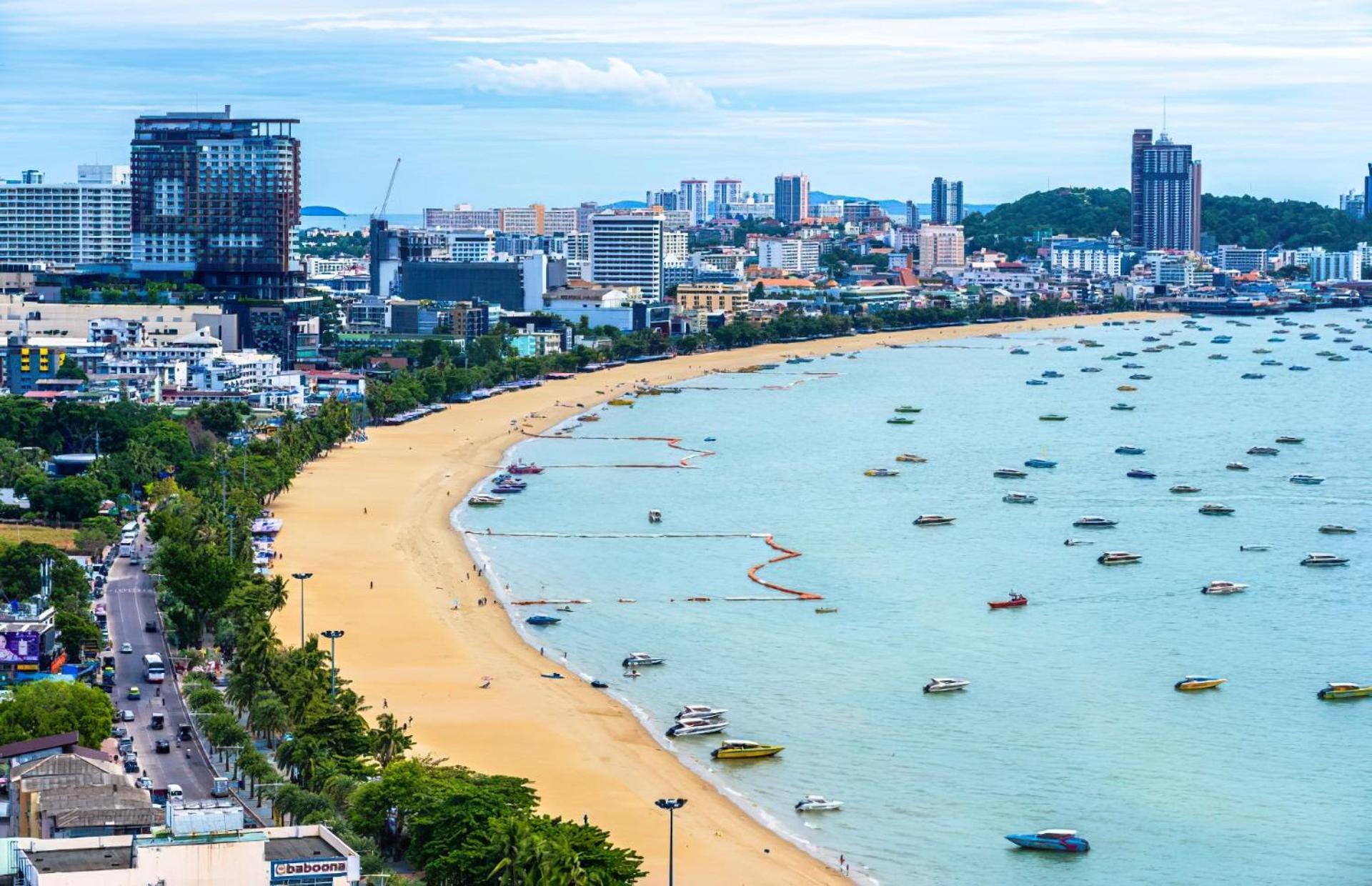 Central Pattaya - Sea View Large Balcony Condo With Infinity Pool Екстериор снимка