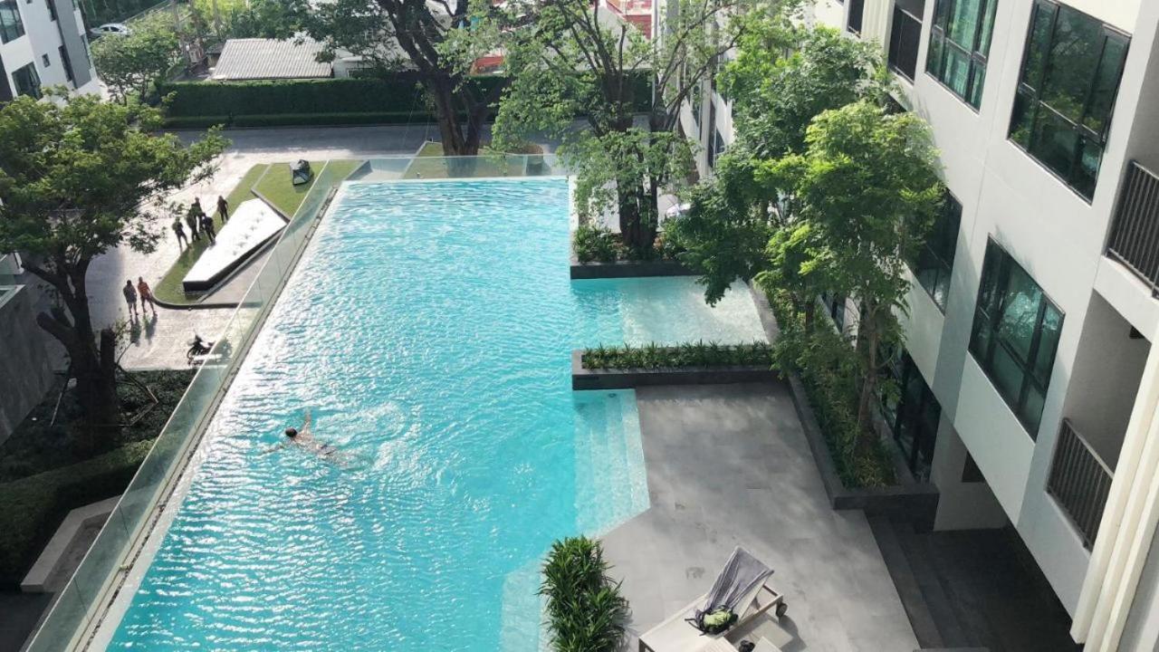 Central Pattaya - Sea View Large Balcony Condo With Infinity Pool Екстериор снимка